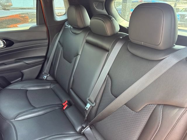 New 2026 Jeep Compass Latitude AWD/4WD image 12