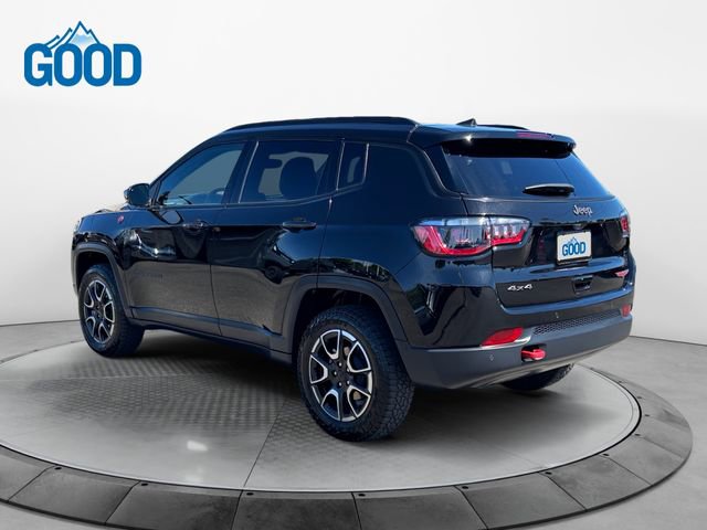 Used 2024 Jeep Compass Trailhawk image 3