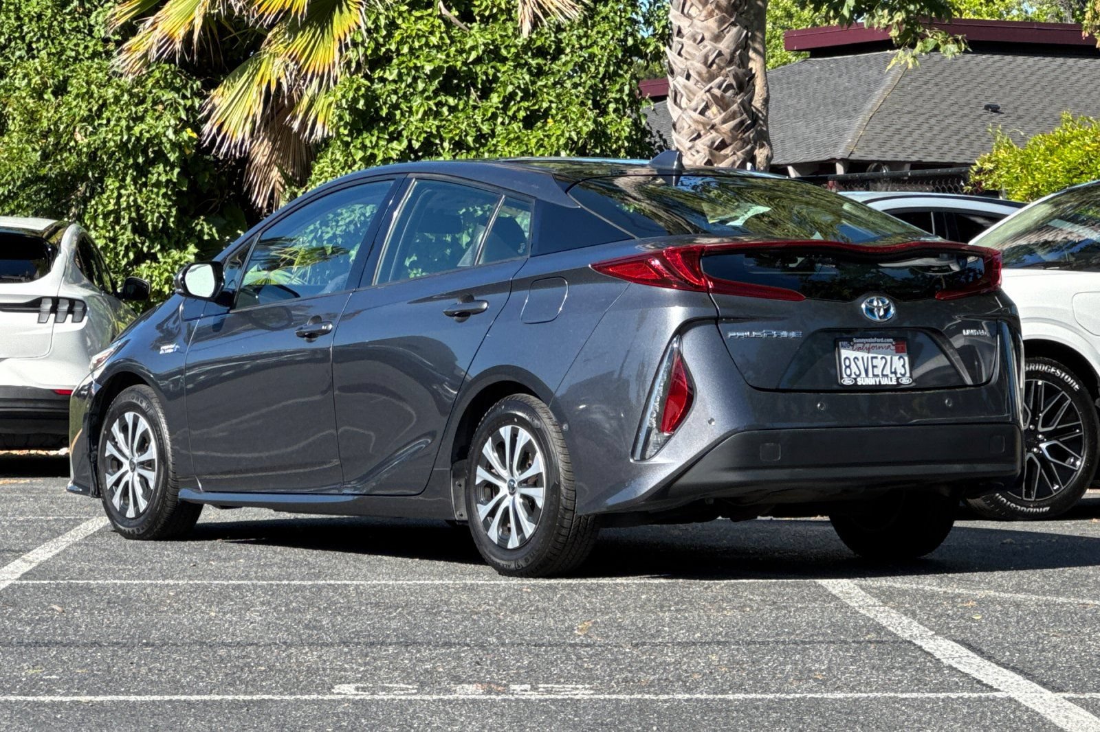Used 2020 Toyota Prius Prime Limited FWD image 6