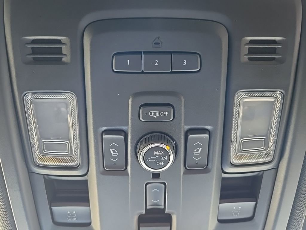 Used 2023 GMC Yukon XL AT4 w/ AT4 Premium Package image 41