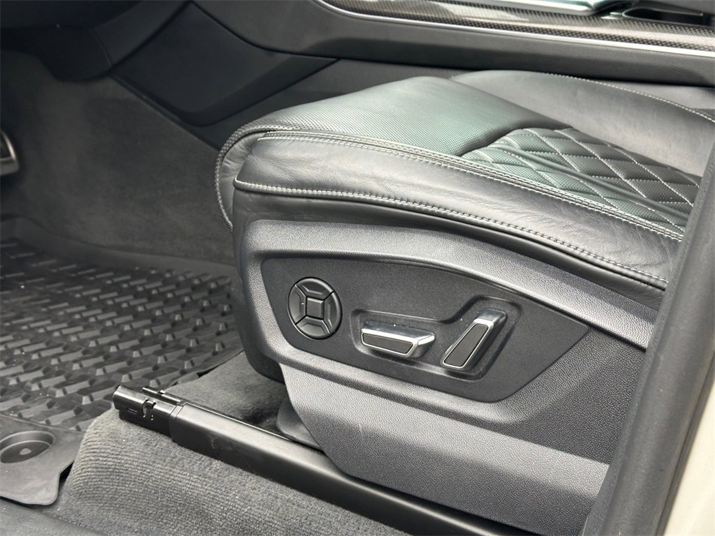 Used 2020 Audi SQ8 Prestige w/ Prestige Package image 23