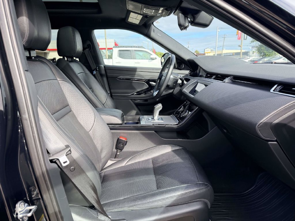 Used 2020 Land Rover Range Rover Evoque S AWD/4WD image 13