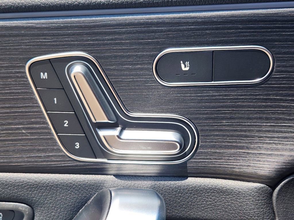 New 2025 Mercedes-Benz CLA 250 4MATIC image 8