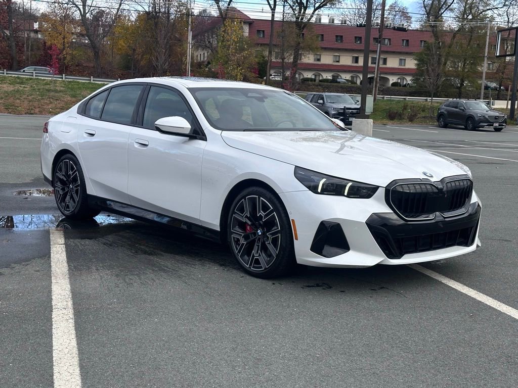 Certified 2024 BMW 530i xDrive w/ M Sport Package image 8