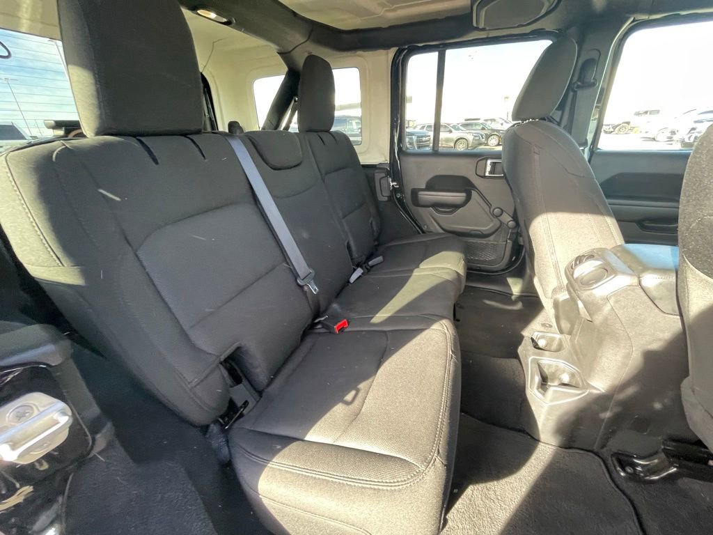 Used 2021 Jeep Wrangler Unlimited Sport image 27