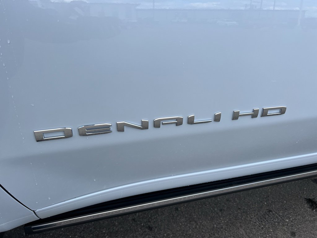 New 2026 GMC Sierra 2500 Denali Ultimate w/ Max Trailering Package AWD/4WD image 16