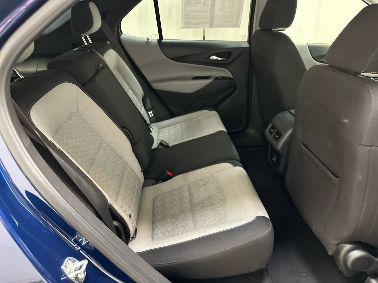 Used 2022 Chevrolet Equinox LS w/ LS Convenience Package image 19