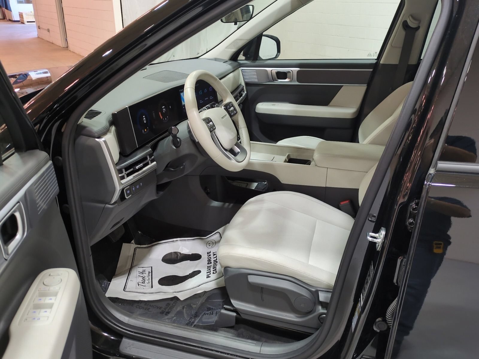 Certified 2024 Hyundai Santa Fe SE FWD image 16