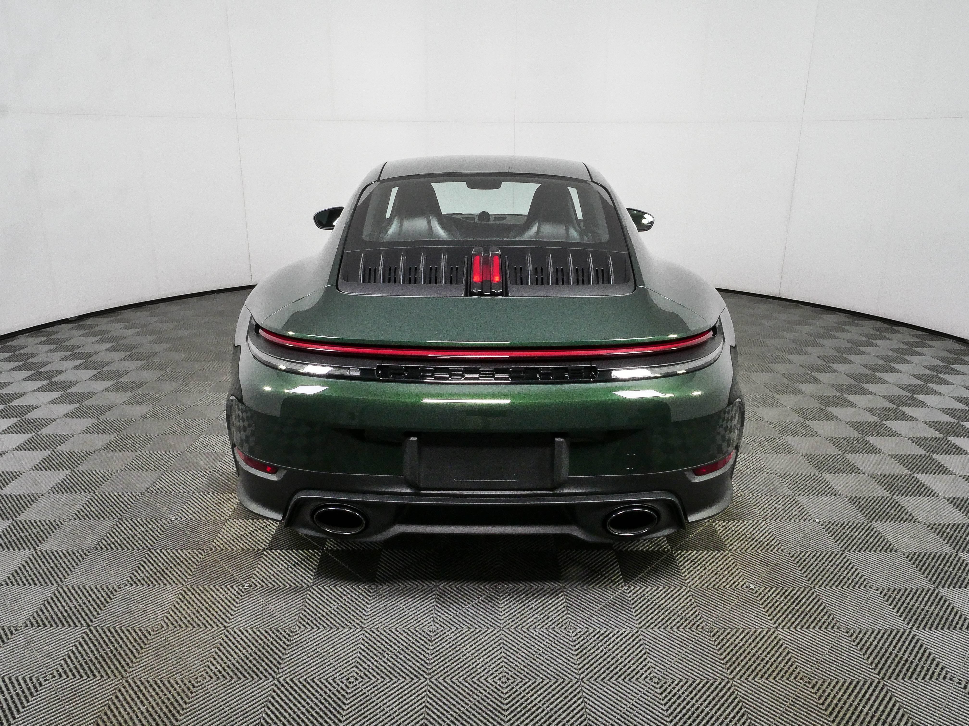 Certified 2026 Porsche 911 Carrera RWD image 28