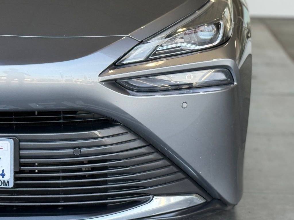 Used 2022 Toyota Mirai XLE w/ Advanced Technology Package image 5