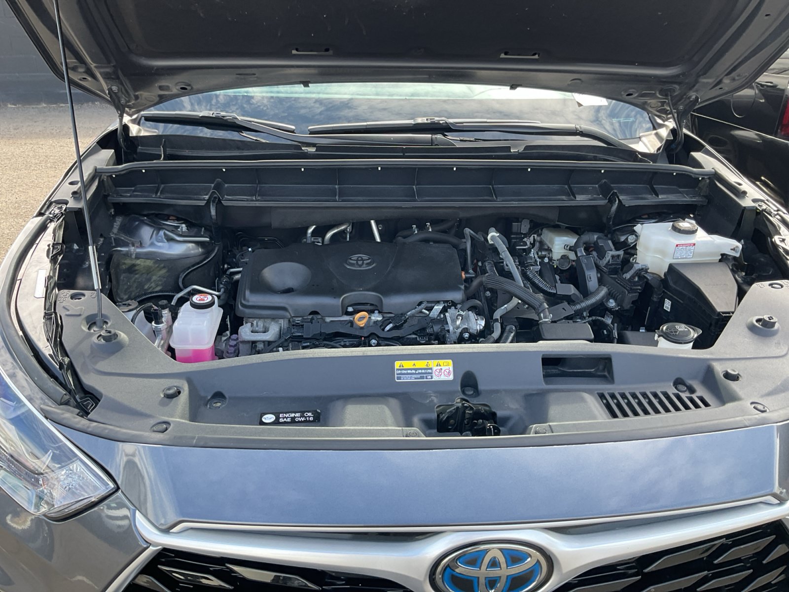 Used 2023 Toyota Highlander XLE FWD image 21