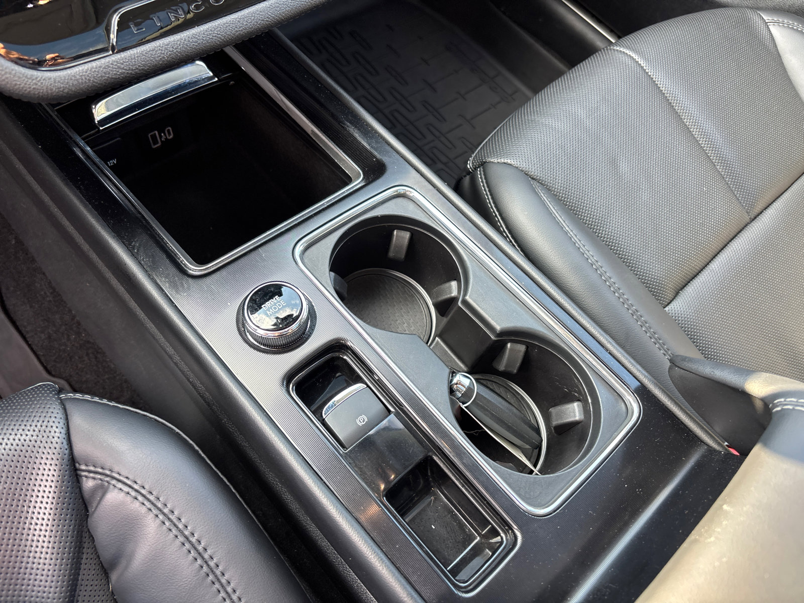 Certified 2022 Lincoln Corsair AWD w/ Premium Package image 24