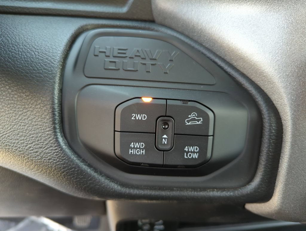 New 2026 RAM 2500 Warlock AWD/4WD image 25