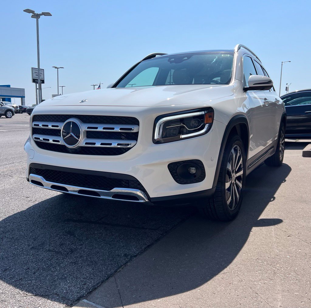 Used 2022 Mercedes-Benz GLB 250 image 4