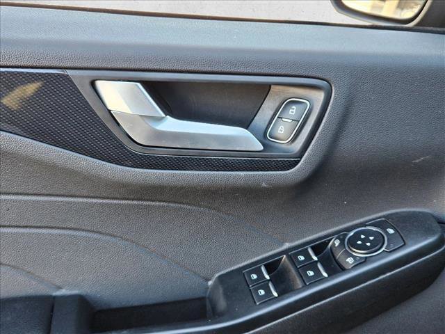 Used 2025 Ford Escape ST-Line FWD image 7