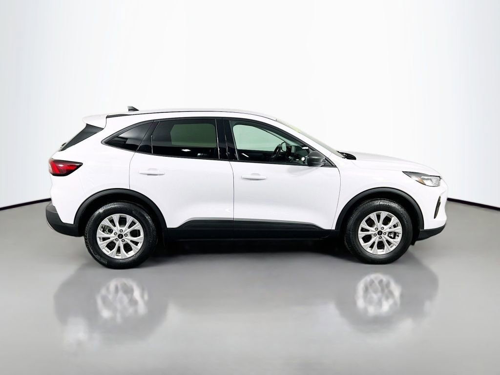Used 2025 Ford Escape Active image 4