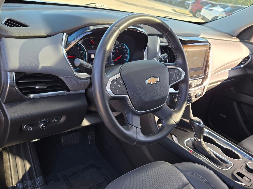 Used 2020 Chevrolet Traverse Premier w/ LPO, Floor Liner Package image 25