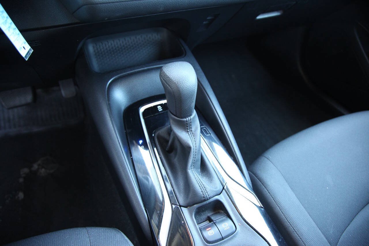 Used 2021 Toyota Corolla LE FWD image 34