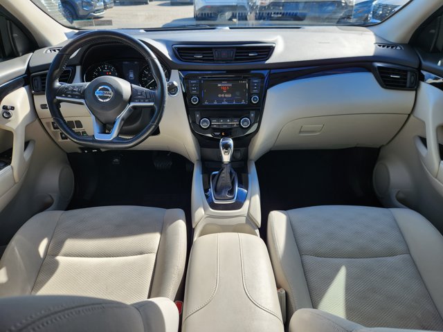 Certified 2020 Nissan Rogue Sport SV w/ All-Weather Package FWD image 8