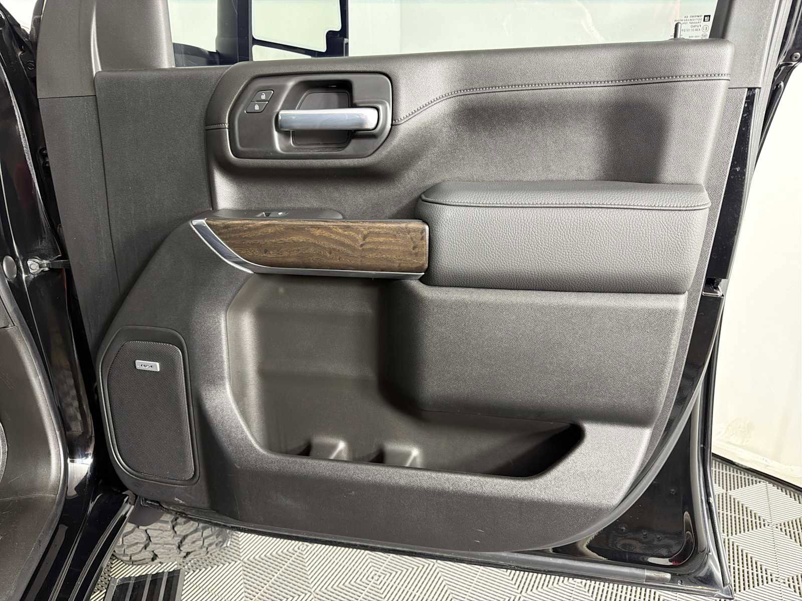 Used 2021 GMC Sierra 2500 Denali w/ Denali Ultimate Package image 14