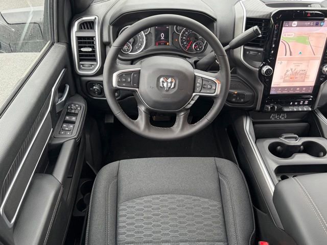 New 2026 RAM 2500 Big Horn AWD/4WD image 33