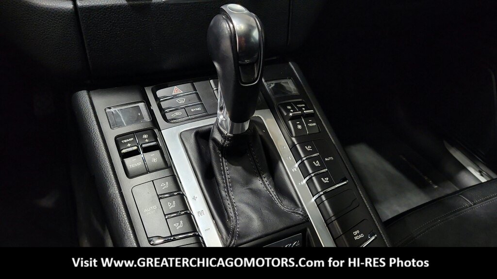 Used 2017 Porsche Macan S AWD/4WD image 23