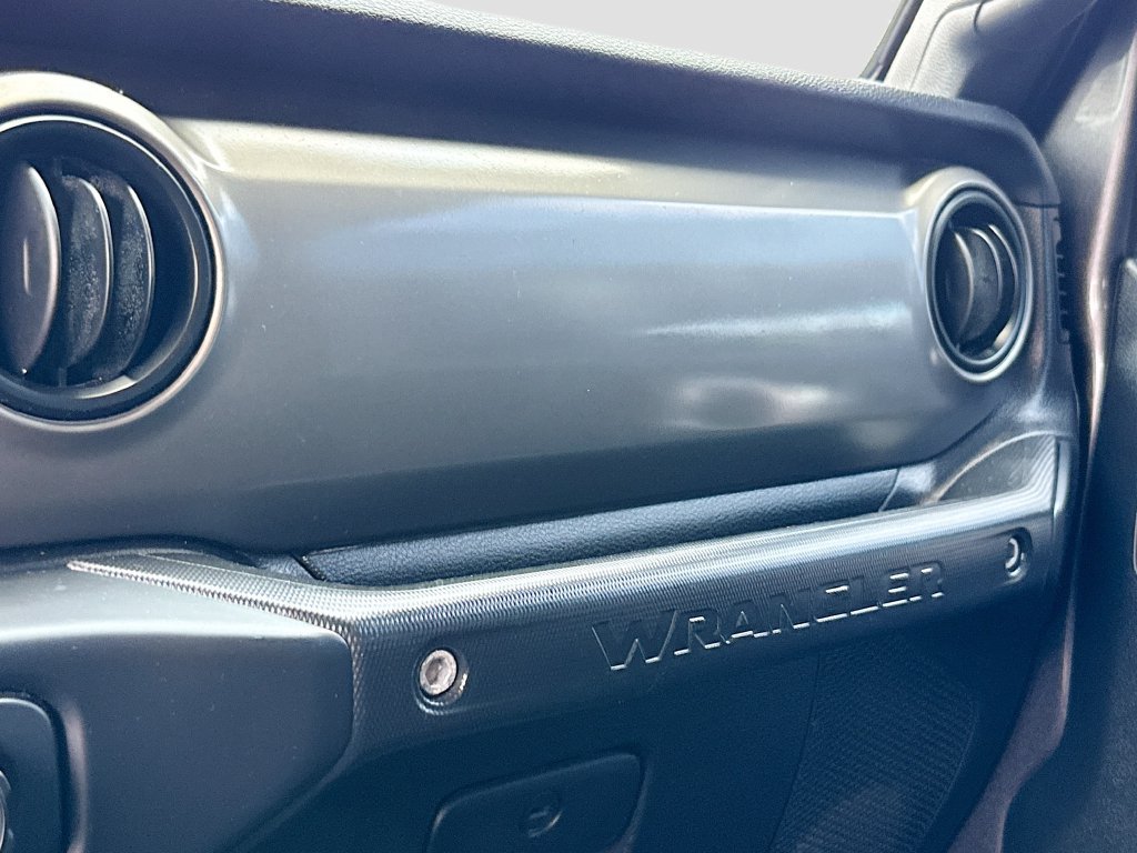 Used 2019 Jeep Wrangler Unlimited Sport S AWD/4WD image 22