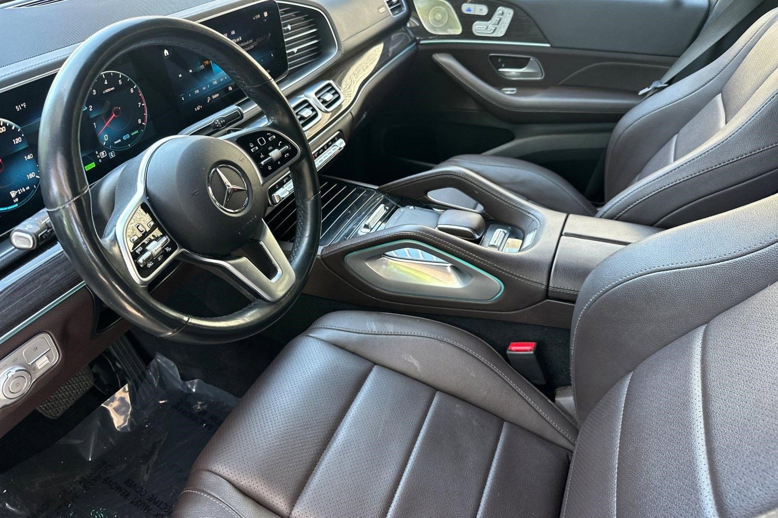 Used 2022 Mercedes-Benz GLS 450 4MATIC image 4