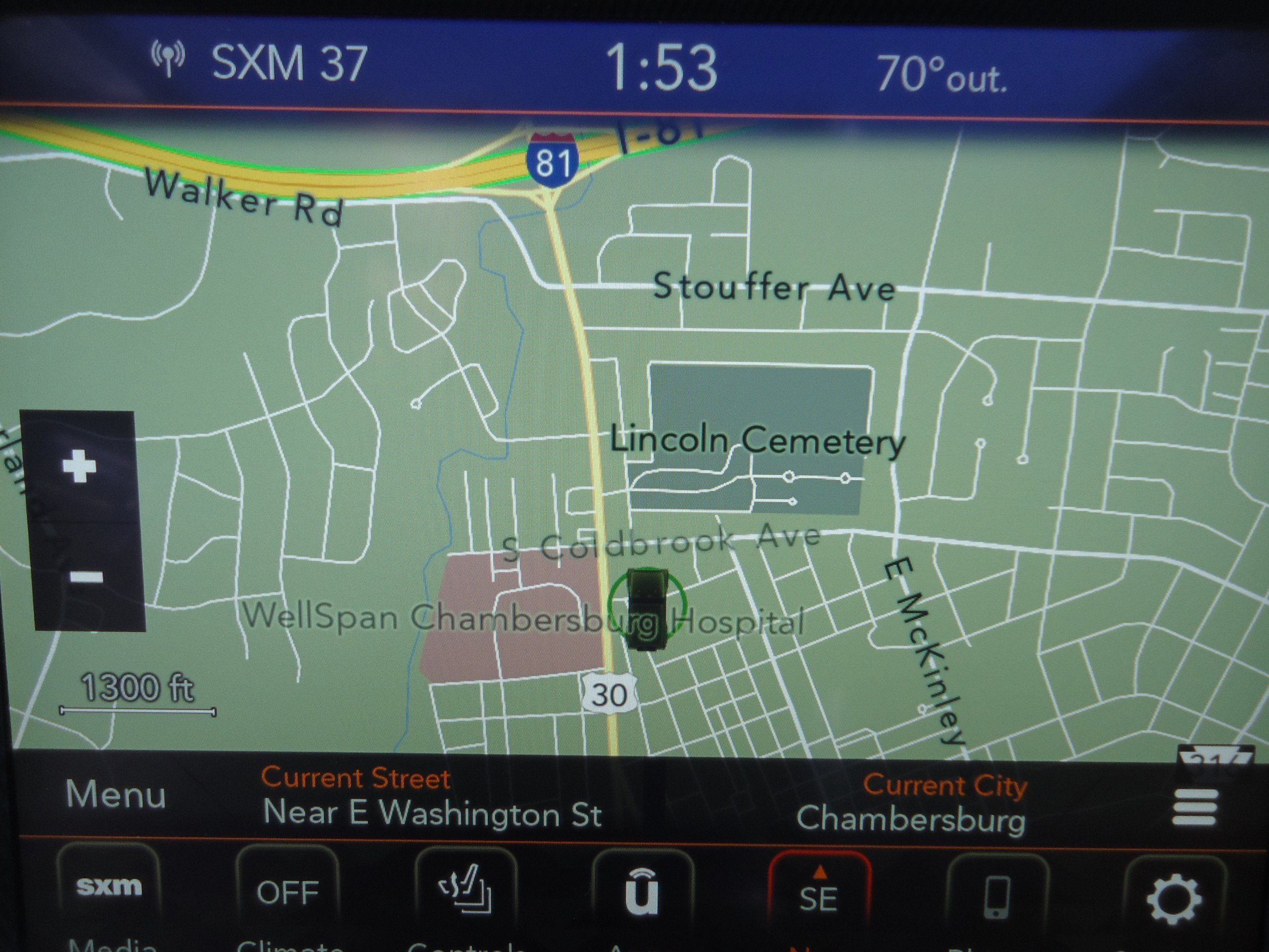 Used 2023 Jeep Wrangler Unlimited Sahara w/ LED Lighting Group AWD/4WD image 16