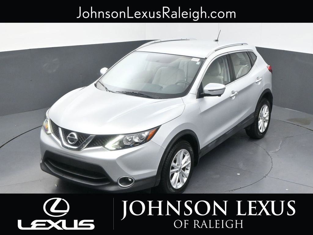Used 2018 Nissan Rogue Sport SV w/ SV Technology Package FWD image 24