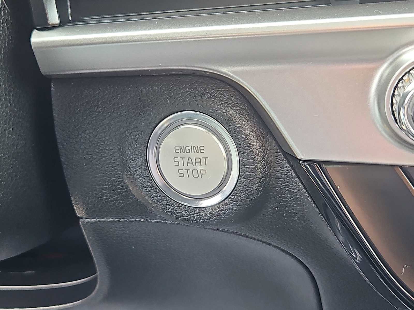 Used 2024 Kia Telluride S w/ S Sunroof Package image 22