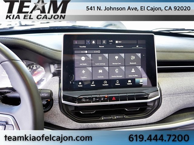 Used 2024 Jeep Compass Latitude image 25