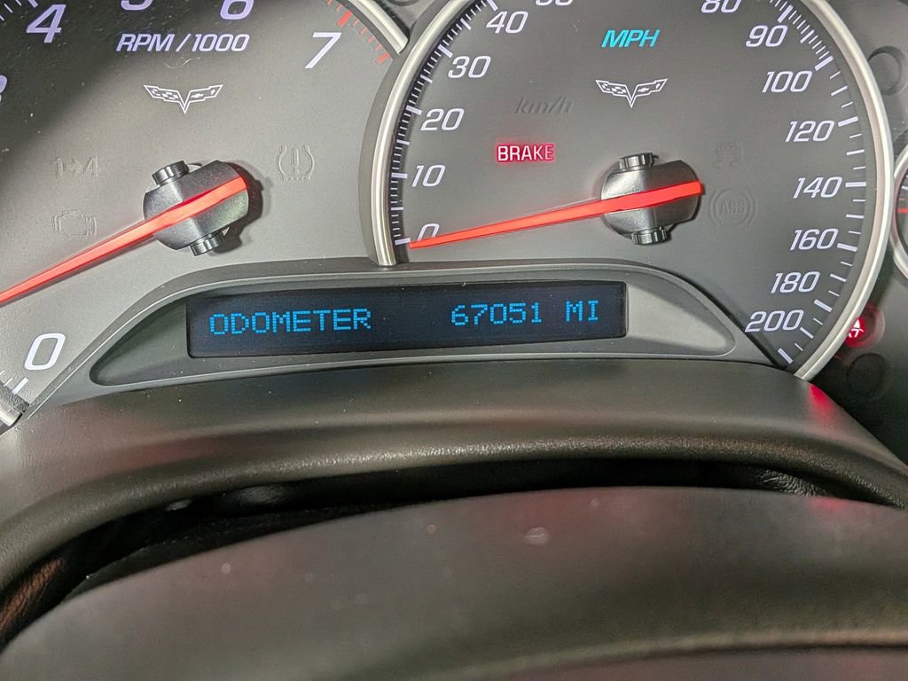 Used 2007 Chevrolet Corvette Coupe w/ Preferred Equipment Group RWD image 25