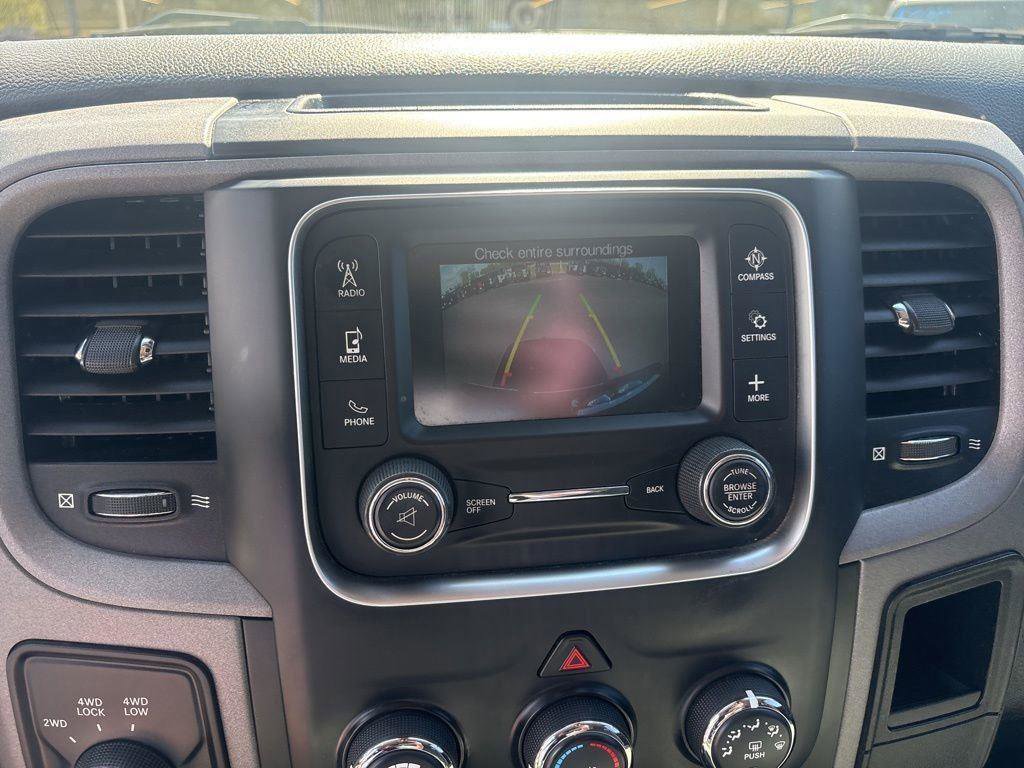 Used 2016 RAM 3500 Tradesman w/ Chrome Appearance Group image 21