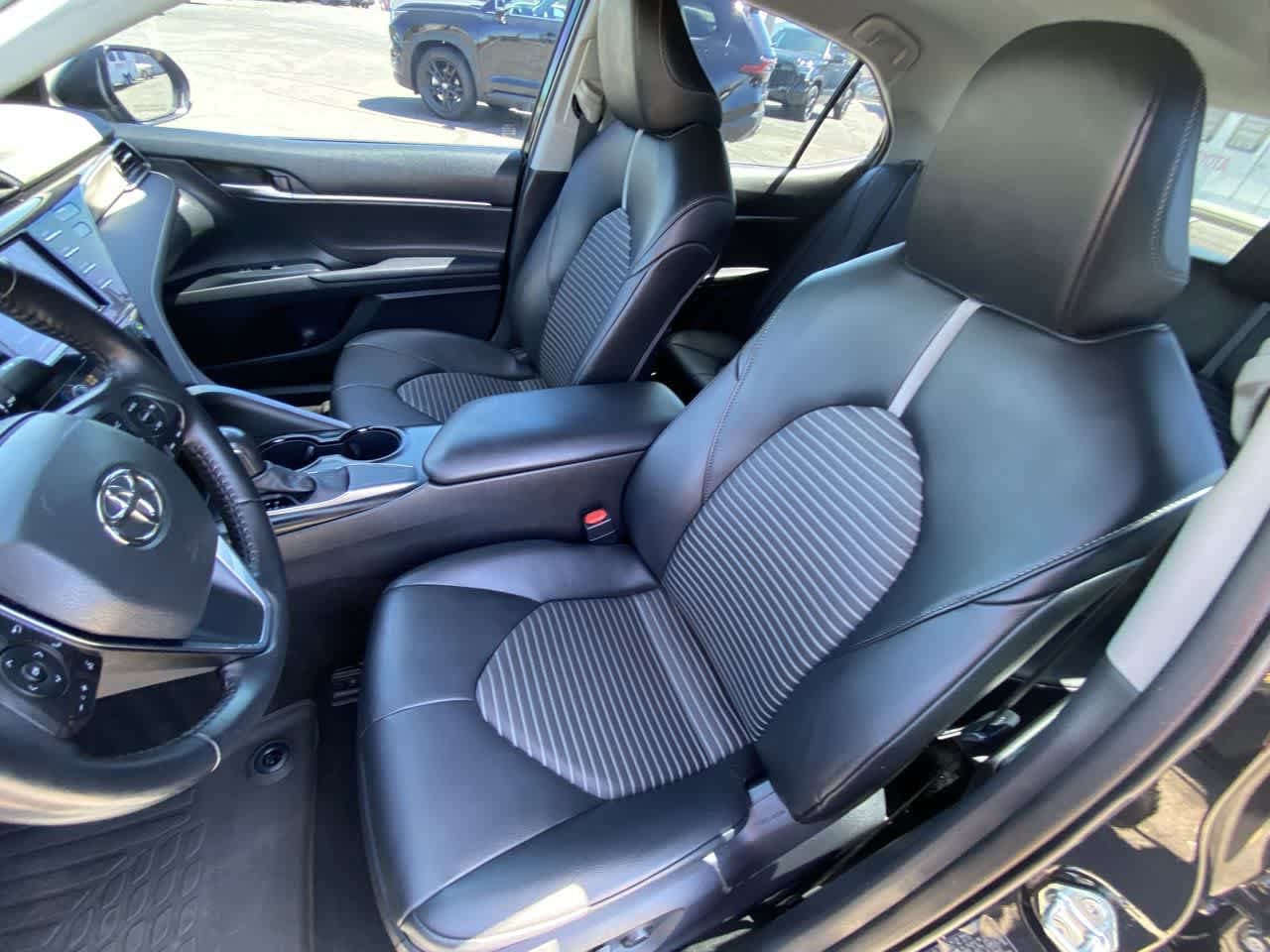 Certified 2020 Toyota Camry SE FWD image 11