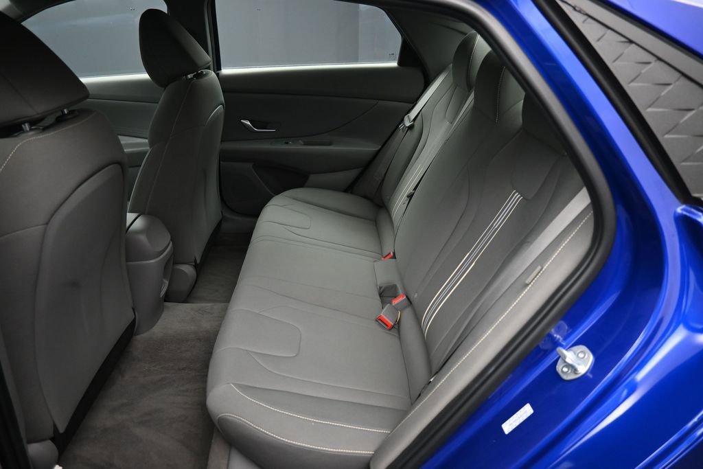 Certified 2024 Hyundai Elantra SEL FWD image 20