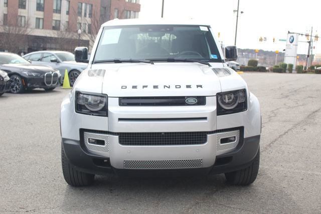 Used 2024 Land Rover Defender 110 S image 2