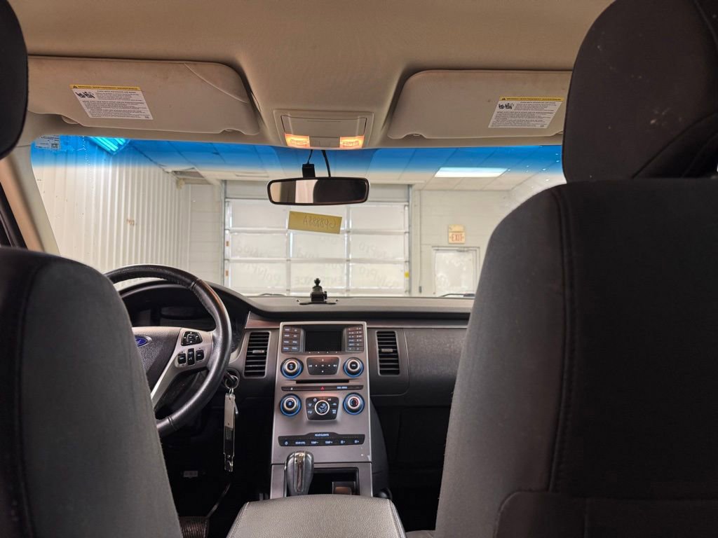 Used 2019 Ford Flex SE FWD image 21