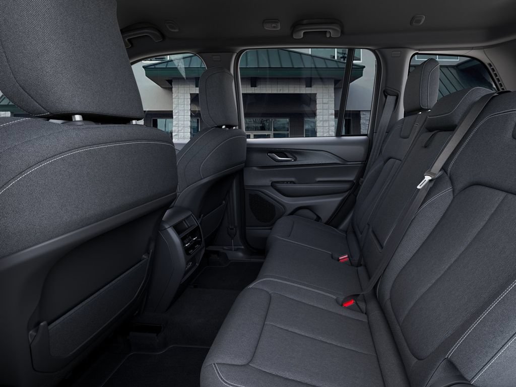 Used 2026 Jeep Grand Cherokee Laredo X AWD/4WD image 24