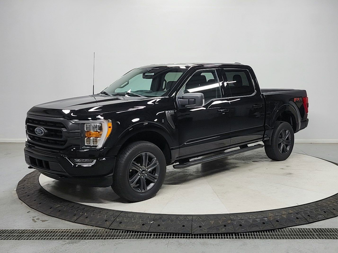 Used 2023 Ford F150 XLT w/ Equipment Group 302A High AWD/4WD image 3