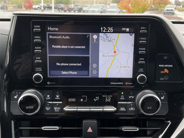 Used 2022 Toyota Highlander XLE image 28