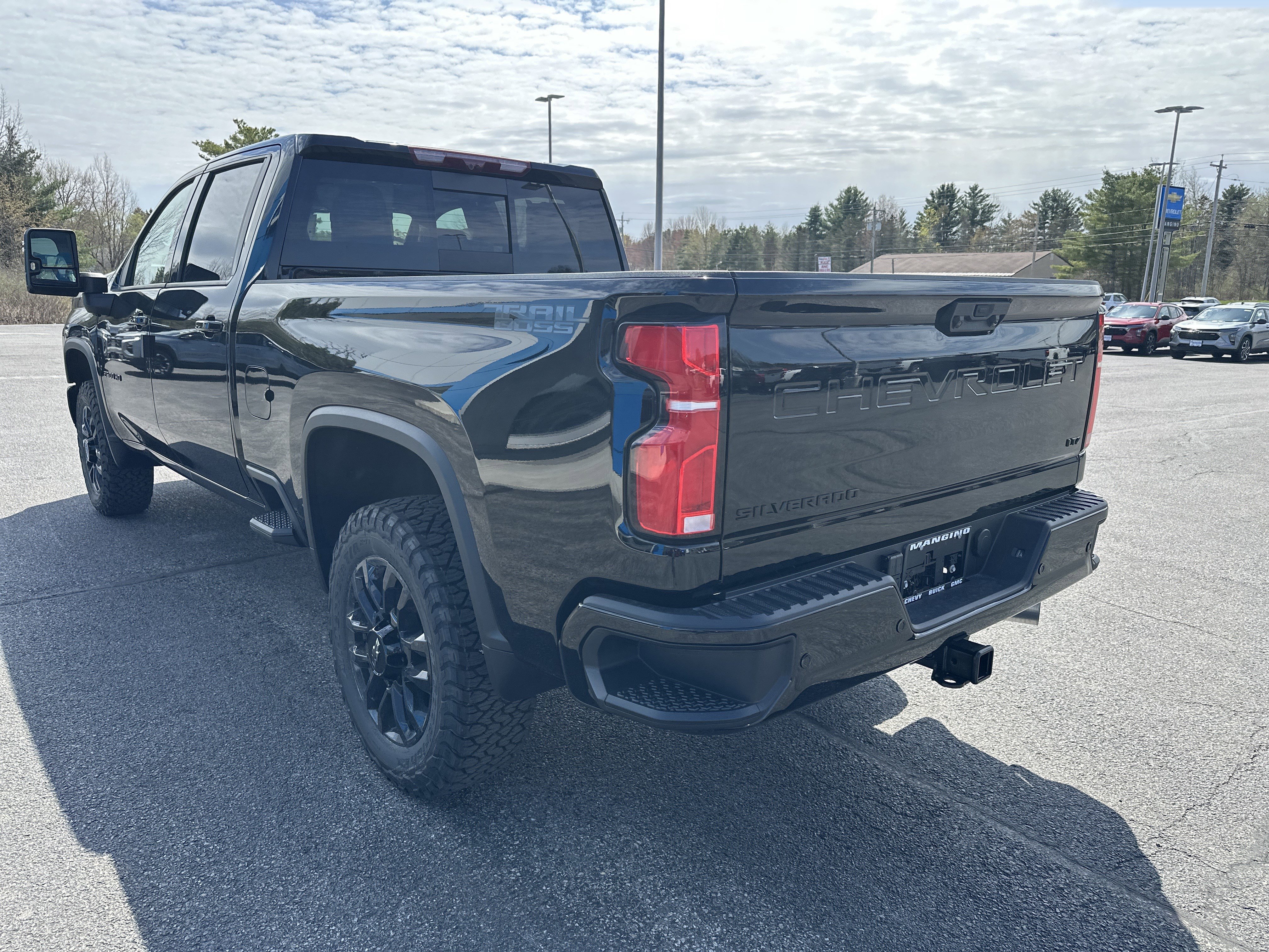 New 2026 Chevrolet Silverado 2500 LTZ w/ LTZ Plus Package AWD/4WD image 7