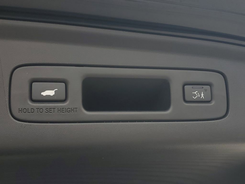Certified 2025 Acura ADX A-Spec image 11