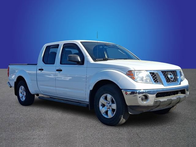 Used 2010 Nissan Frontier SE image 3