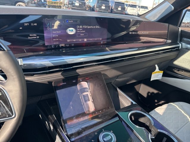 Used 2025 Cadillac Escalade V image 31