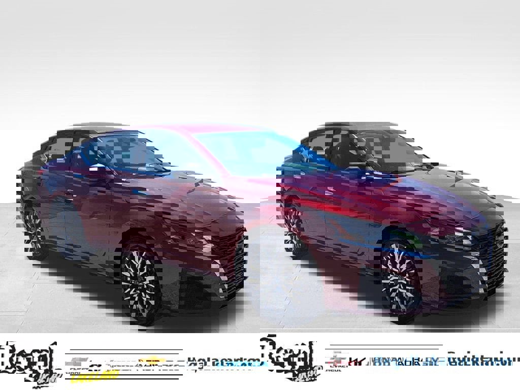 Used 2024 Nissan Altima 2.5 SV