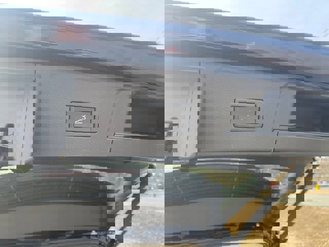 New 2026 Volkswagen Atlas SE image 9