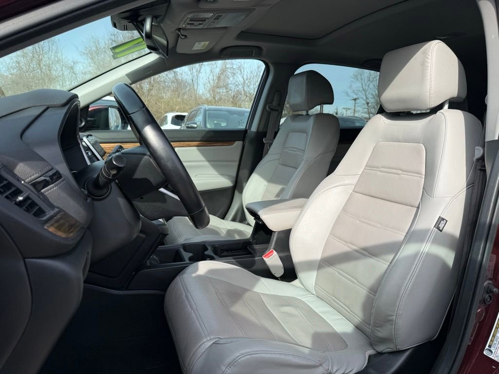 Used 2017 Honda CR-V Touring image 8