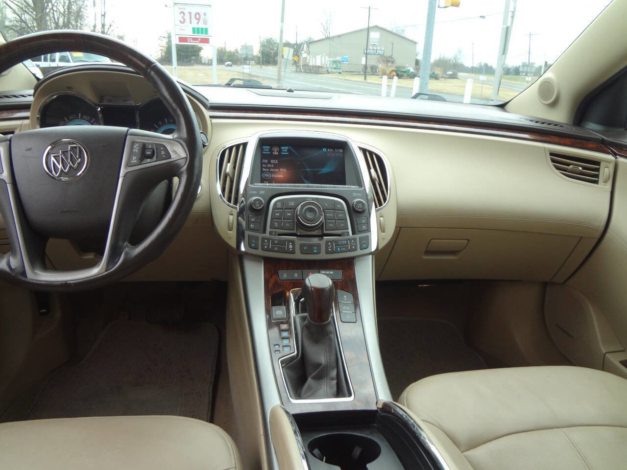 Used 2010 Buick LaCrosse CXL w/ Luxury Package image 10