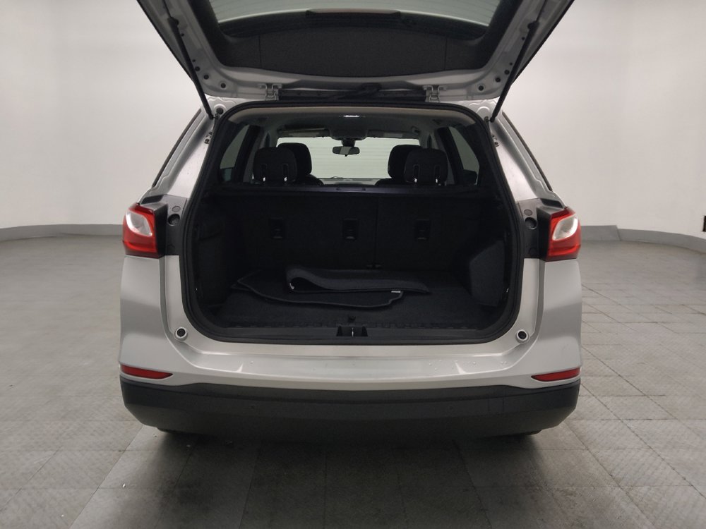 Used 2020 Chevrolet Equinox LS w/ LPO, Cargo Package AWD/4WD image 29